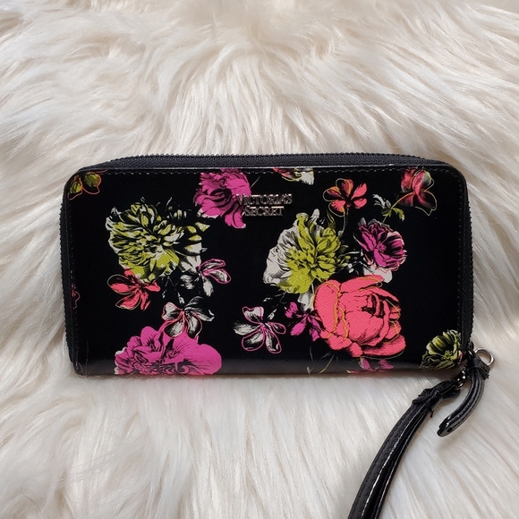 Victoria's Secret Love Floral Wallet - Picture 7 of 7